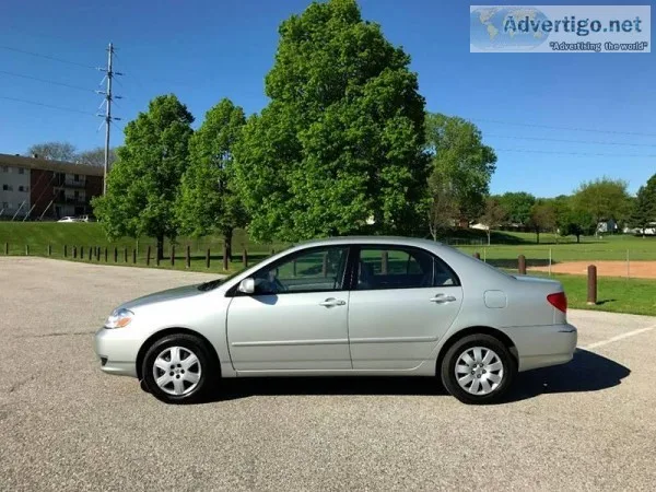 2004 Toyota Corolla LE Silver 99504 miles