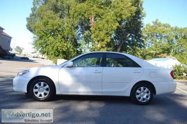 2004 Toyota Camry LE White 49737 Miles