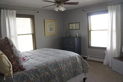 Spacious room available in the area of dyckamn ny