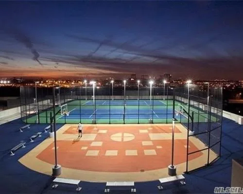 Flushing New Luxury condo for Rent Agent phone 917-292-8886