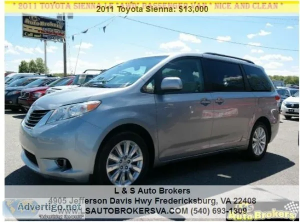 2011 TOYOTA SIENNA LEAWDNICE AND CLEAN