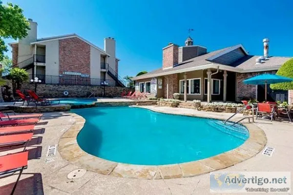Carrollton 11  976 Fitness center Pool E Frankford Rd