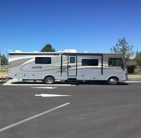 2014 Fleetwood STORM 32H