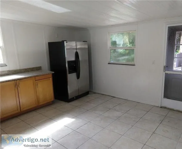 3 bedroom 2 bath for rent.