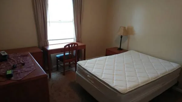Available for rent - Nice Bed and bath