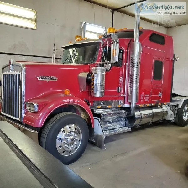 2007 Kenworth W900B Semi Tractor