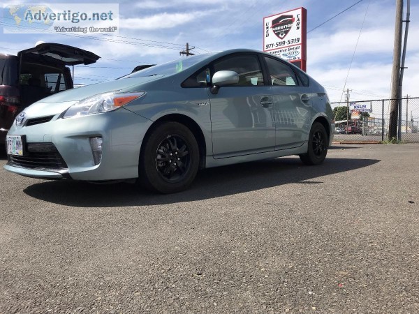 2013 Toyota Prius Four Hatchback