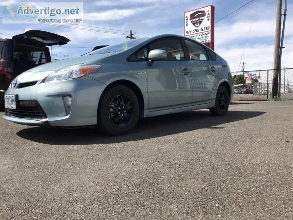 2013 Toyota Prius Four Hatchback