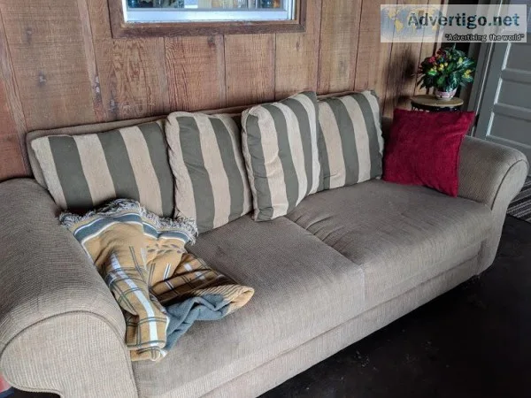 Comfy Couch for sale in Babson Park FL