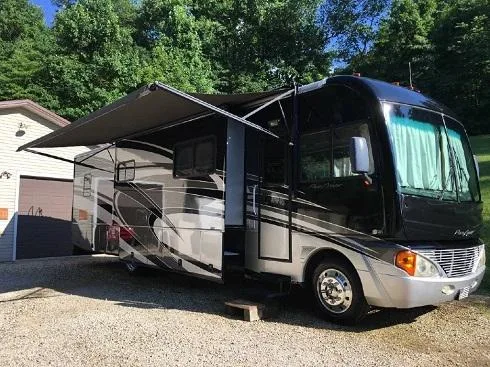 2007 Pace-Arrow 38 