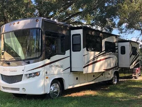 2015 Forest River GEORGETOWN 364TS