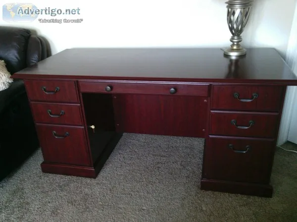 Large beautiful desk with key
