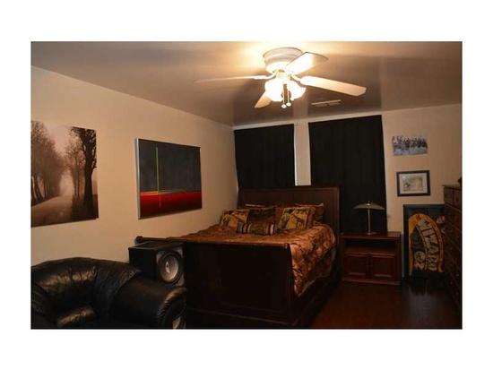 1 BR  1 bath apartment for rent