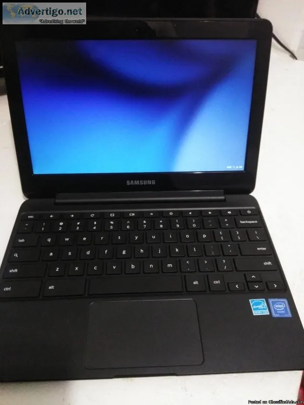 New SAMSUNG CHROME BOOK 3 LAPTOP