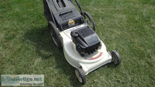 (Lawn Mowers) Reduced Price 22&rdquo MTD Tradesman Lawn Mower wi