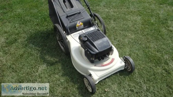 (Lawn Mowers) Reduced Price 22&rdquo MTD Tradesman Lawn Mower wi