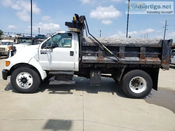 2006 Ford F750 Single Axle Regular Cab 4 Yard Dump Truck