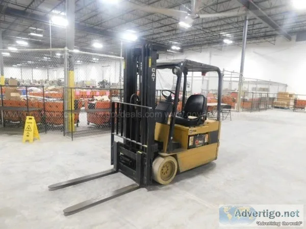 Caterpillar Forklift with GNB Battery Charger