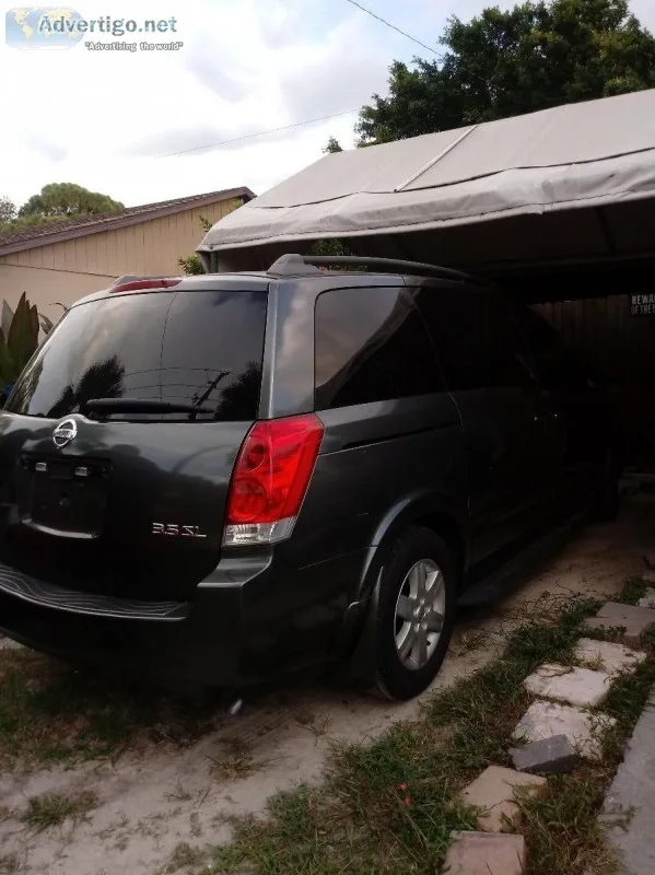 Van nissan quest