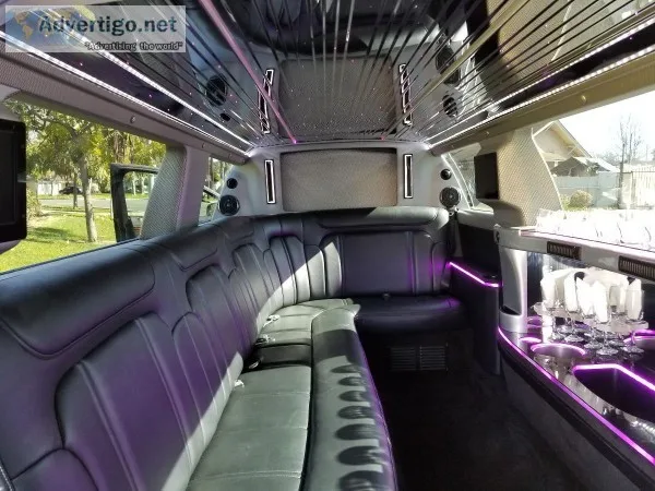 2014 BLACK 120-INCH LINCOLN MKT LIMOUSINE 1089