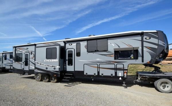 2014 Heartland Cyclone HD 4150 Fifthwheel For Sale