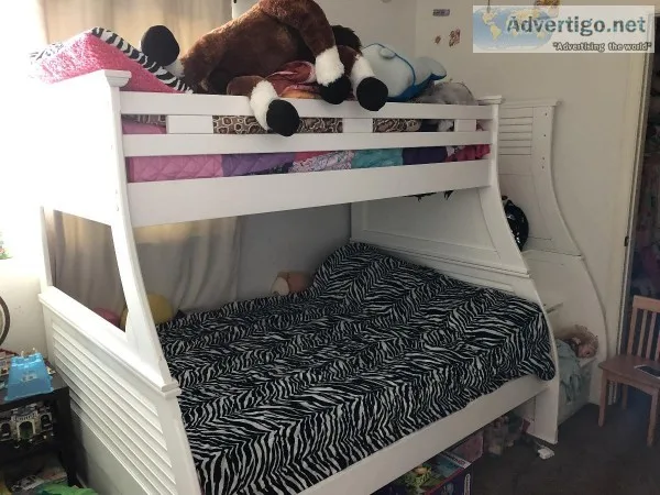 Solid Bunk Bed