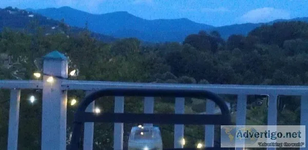 Decorated for Holidays-Surround Mountain Views-Hottub