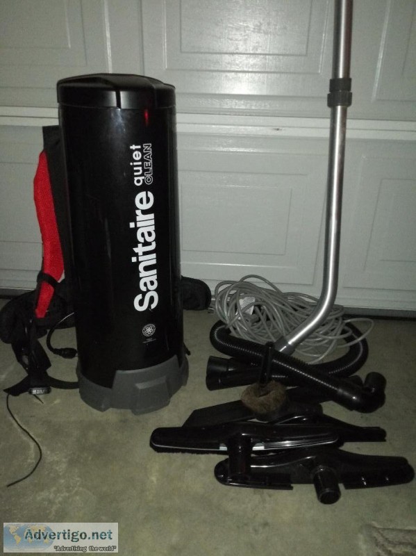 Sanitaire backpack vacuum