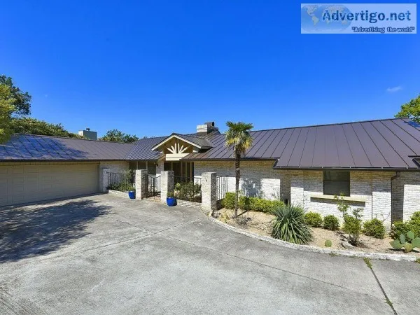 4BR Lakeway Waterfront Home with Private Dock