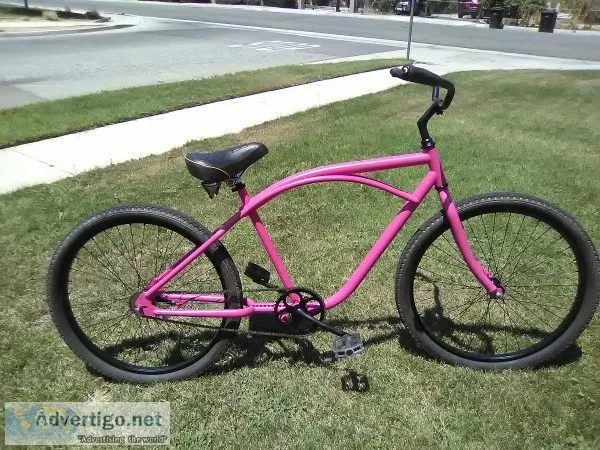 Mens 26&quot Beachcruiser. Hot Pink