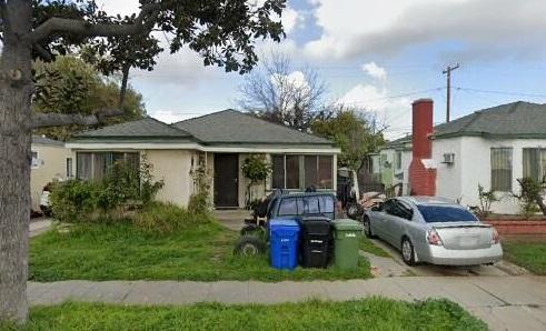 Beautiful 3 bedrooms and 2 bathSingle family home