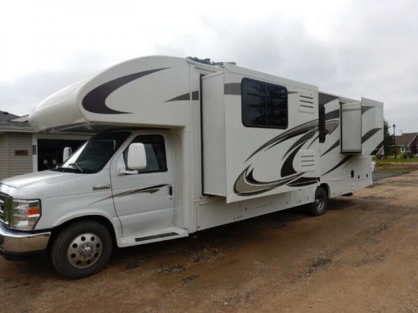 2013 Jayco Greyhawk 31DS Class-C Motorhome For Sale