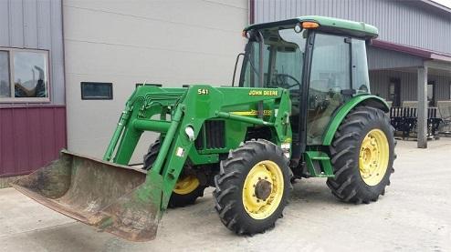 2001 JOHN DEERE 5520