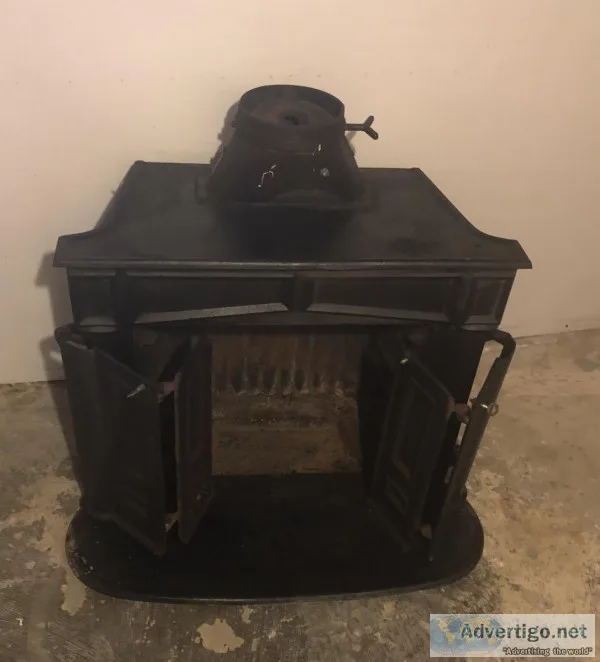 Wood burning stove