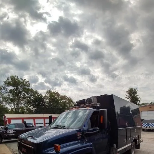 2008 GMC C5500 Walk-in Box