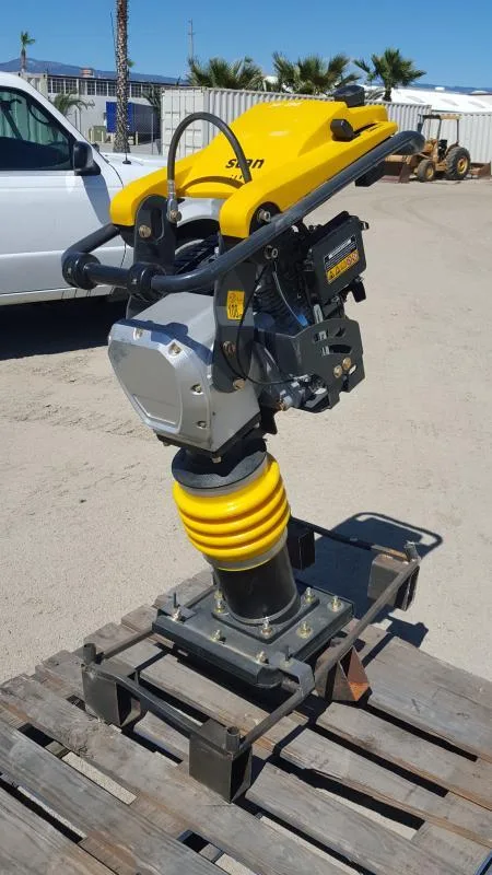 UNUSED MUSTANG ML 80D RAMMER