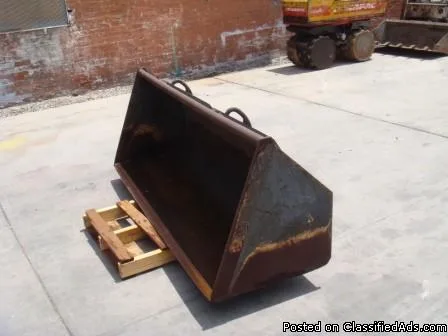 BUCKET FOR FORD 445