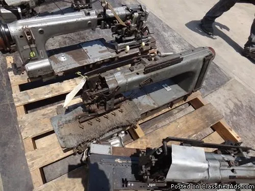 SINGER 300 LONG ARM INDUSTRIAL SEWING MACHINE