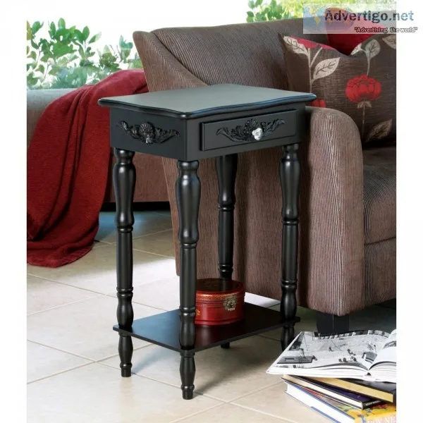 COLONIAL CARVED SIDE TABLE