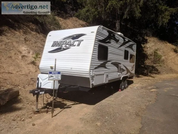 Excellent condition 2012 28 ft. MVP Impact 21FS Toy Hauler