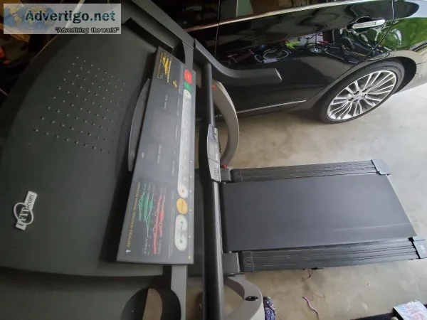 Working Treadmill