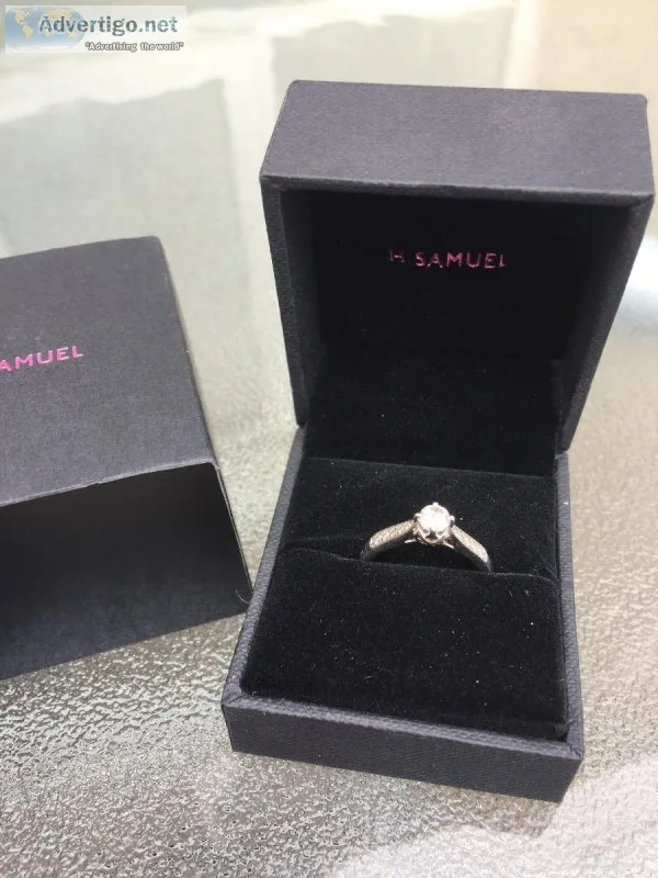 9ct White Gold 13ct Diamond Engagement Ring- Barely Worn