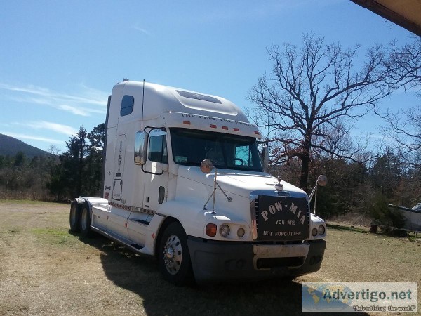 2005 Freightliner Century
