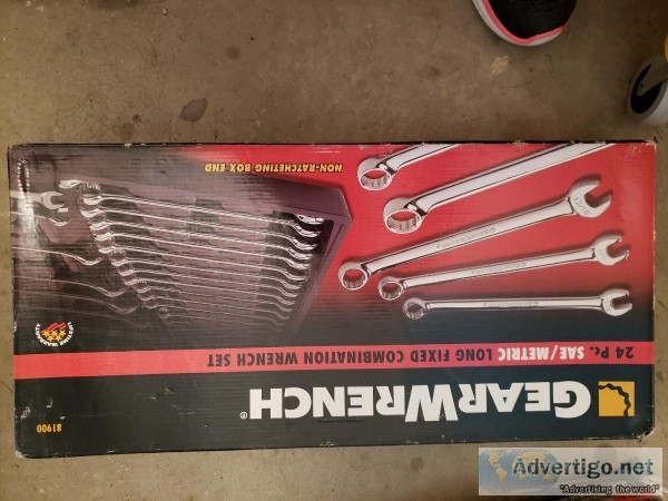 TOOLS - WRENCH SET