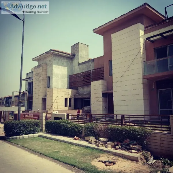 1200 yards 6 bedrooms duplex villa in sector 33 gurgaon