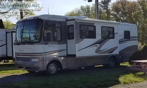 2005 Monaco Monarch SE For Sale