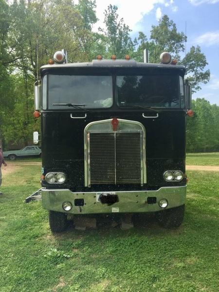 1984 Kenworth K100B ELD EXEMPT Semi Tractor