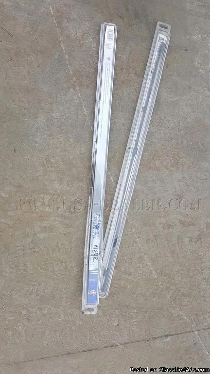 WINDSHIELD WIPER BLADE REFILL 455-245 (N24R)