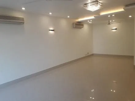 4 bhk Second floor for sale in Shanti niketan Property in shanti