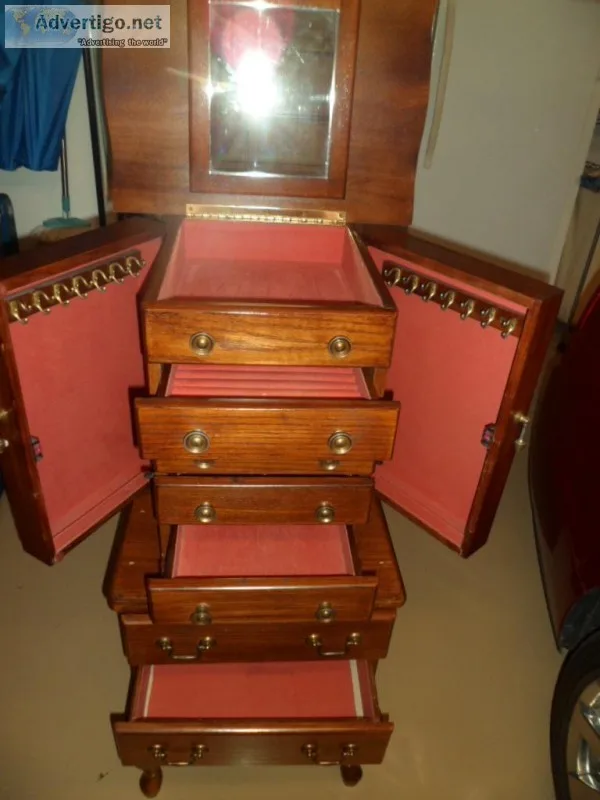 Jewery Cabinet